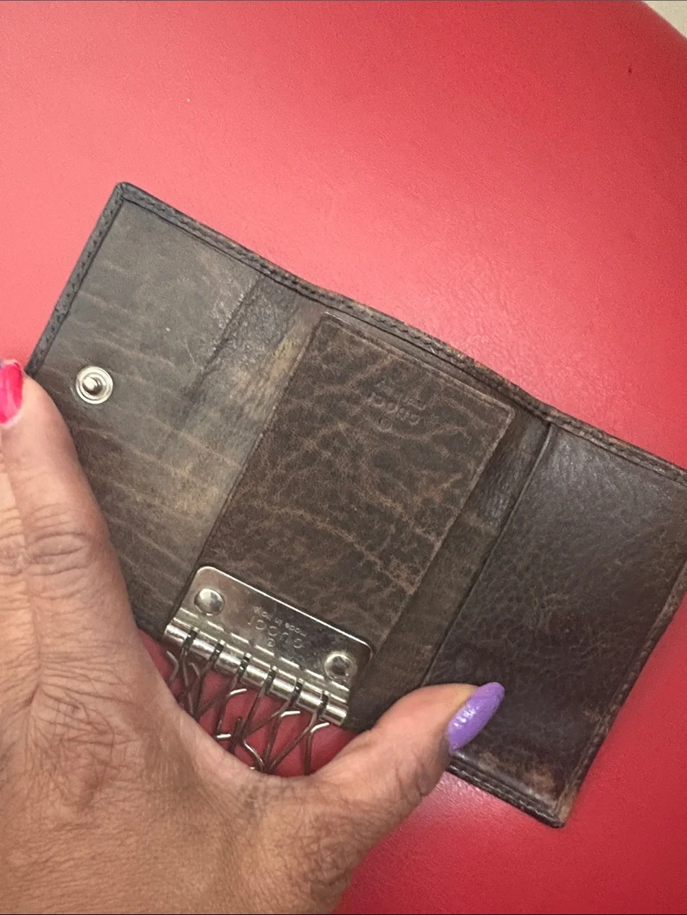 Gucci Vintage Embossed Leather Key Holder - Brown